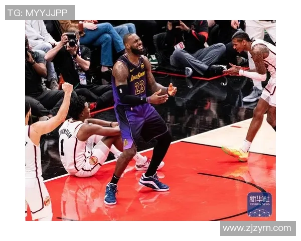 8月7日湖人与火箭的精彩对决全场比赛回放及精彩瞬间分析